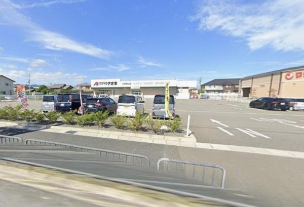 京都市南区久世築山町の中古一戸建て(クスリのアオキ久世築山店)