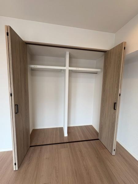 伏見日光ハイツ2号棟