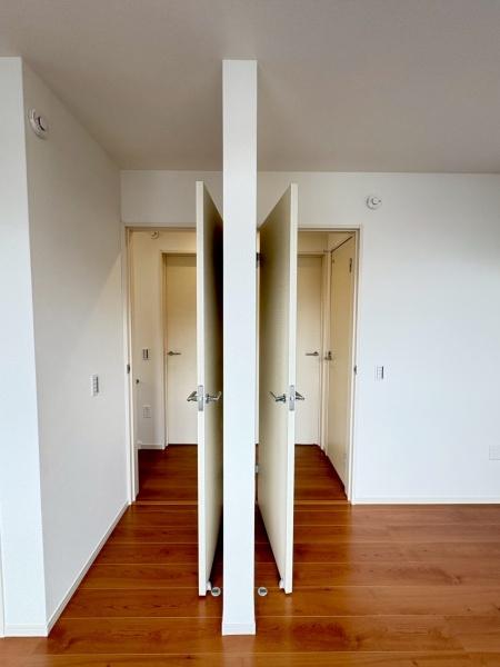 京都市伏見区桃山町伊賀の新築一戸建(洋室)