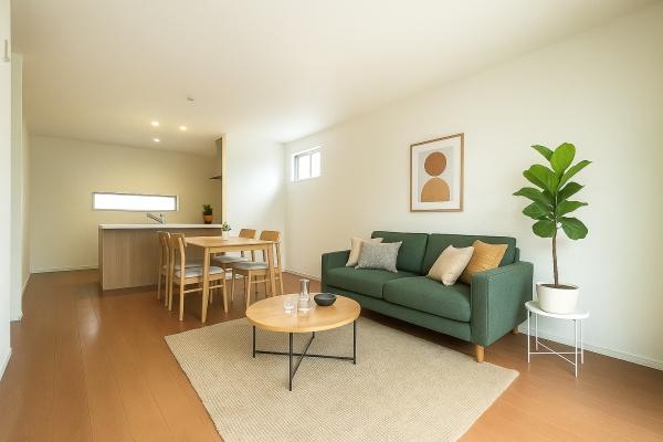 京都市伏見区日野岡西町の新築一戸建(リビング)