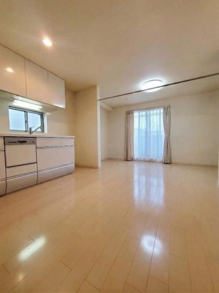 三鷹市上連雀６丁目の中古一戸建