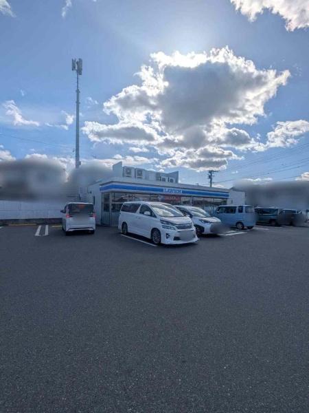 パレスアオイ(ローソン高浜神明町店)