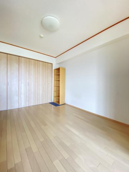 野村三好ケ丘ヒルズ四番館705号室