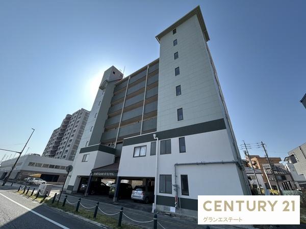 鳴神ビル