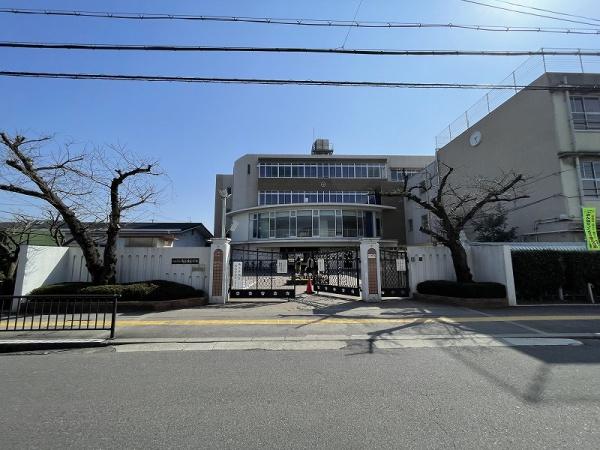 八尾市山本町南8丁目の新築一戸建(八尾市立南山本小学校)
