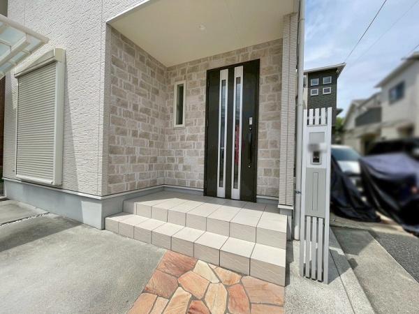 八尾市久宝園１丁目の中古一戸建