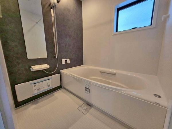 八尾市東本町５丁目の新築一戸建