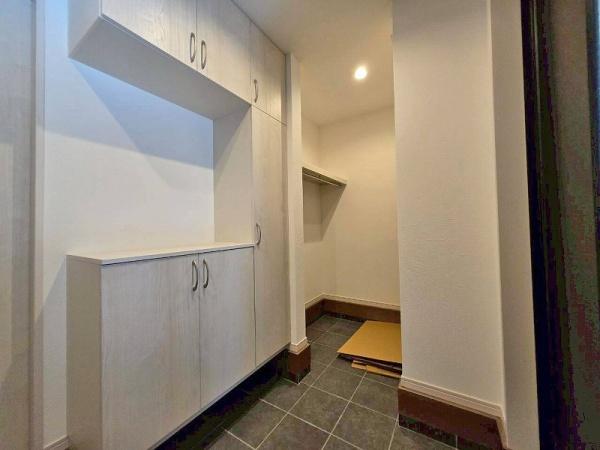 八尾市東本町５丁目の新築一戸建