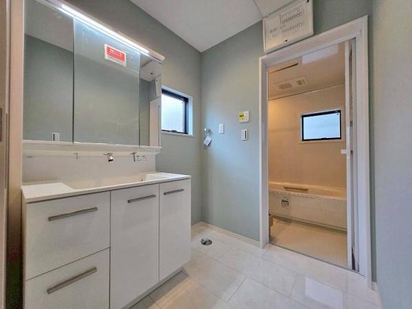 八尾市東本町５丁目の新築一戸建