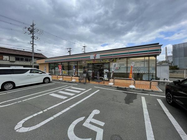 八尾市久宝寺３丁目の中古一戸建て(セブンイレブン八尾久宝寺５丁目店)