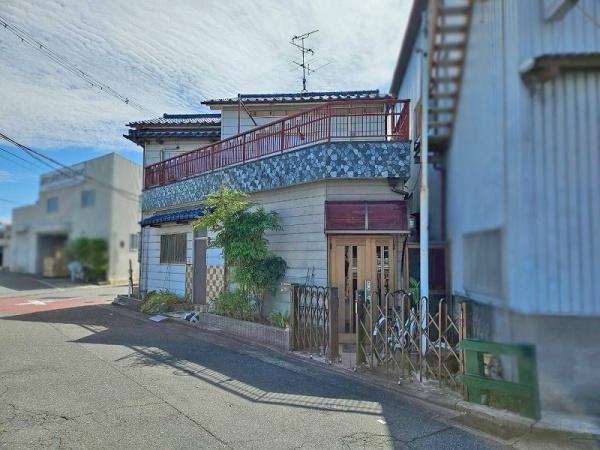 八尾市西弓削２丁目の中古一戸建て