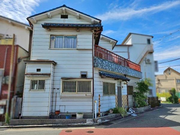 八尾市西弓削２丁目の中古一戸建