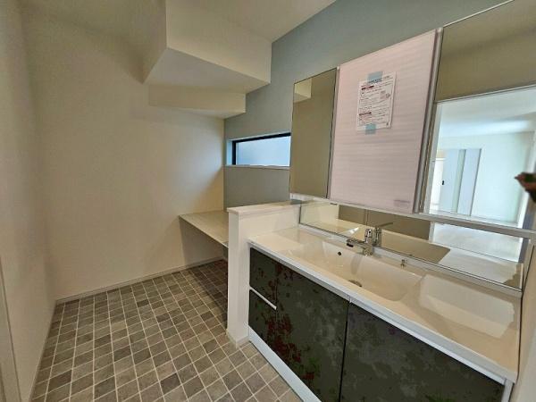 八尾市上之島町南５丁目の新築一戸建