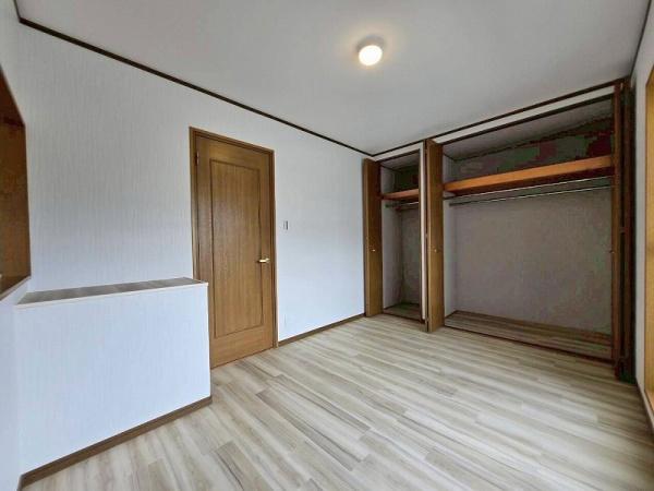 八尾市本町7丁目の中古一戸建て(寝室)