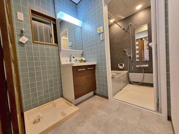 八尾市本町7丁目の中古一戸建て(洗面台・洗面所)