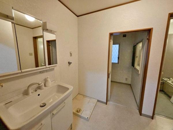 八尾市東山本新町２丁目の中古一戸建て