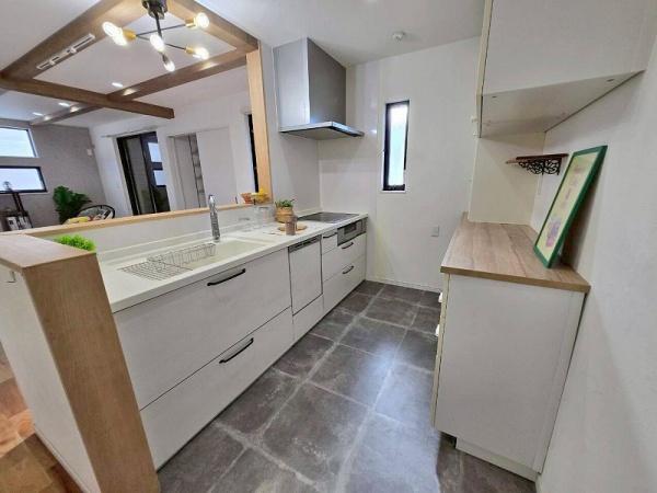 八尾市柏村町４丁目の中古一戸建