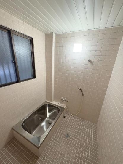 八尾市南植松町４丁目の中古テラスハウス