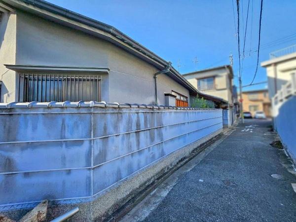 八尾市亀井町３丁目の土地
