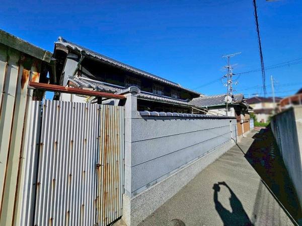 八尾市亀井町３丁目の土地