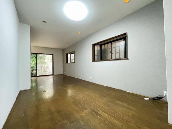 八尾市本町３丁目の中古一戸建