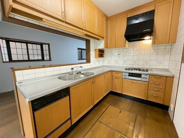 八尾市本町３丁目の中古一戸建