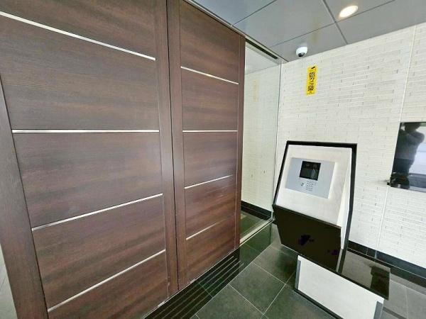 コスモシティ平野出戸駅前(エントランス)
