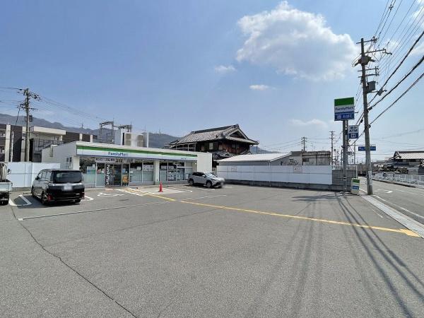 八尾市都塚２丁目の土地(ファミリーマート曙川東一丁目店)