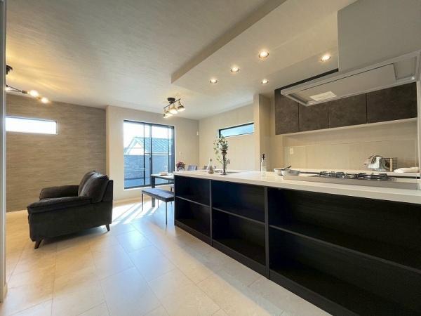 八尾市東本町５丁目の中古一戸建