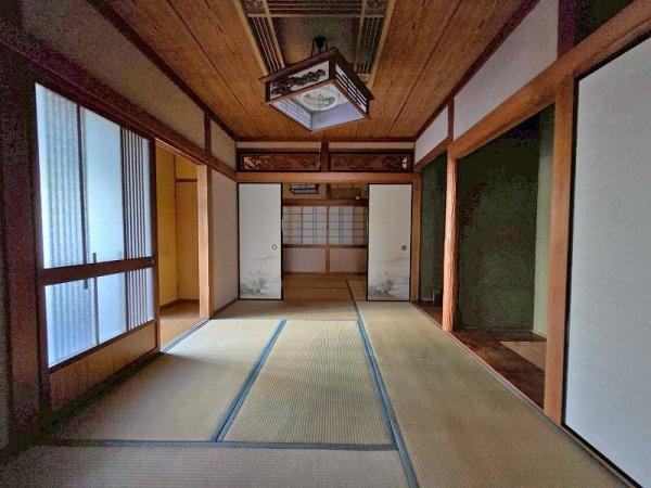 八尾市亀井町２丁目の中古一戸建て