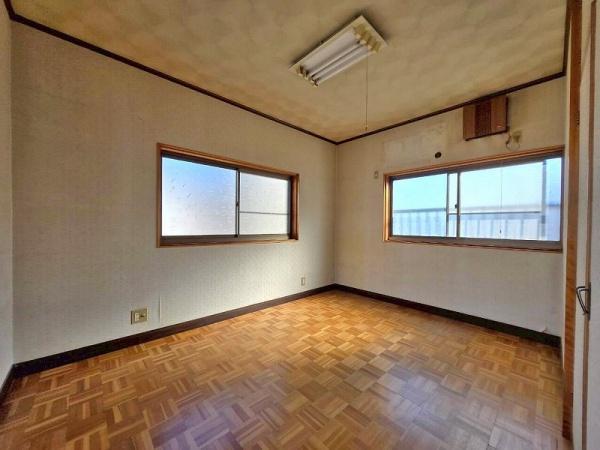 八尾市亀井町２丁目の中古一戸建て