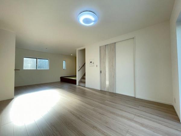 八尾市八尾木３丁目の新築一戸建