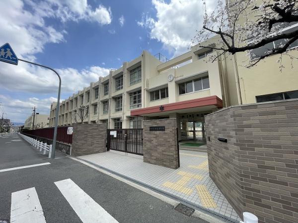大阪市平野区加美東２丁目の中古一戸建て(大阪市立加美中学校)
