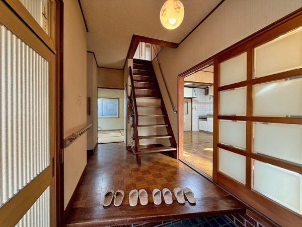 八尾市曙町３丁目の中古一戸建て