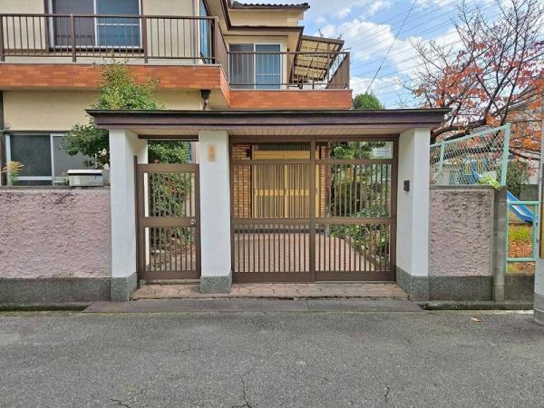 八尾市曙町３丁目の中古一戸建て