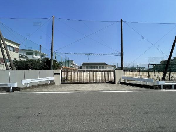 八尾市南木の本２丁目の土地(八尾市立大正中学校)