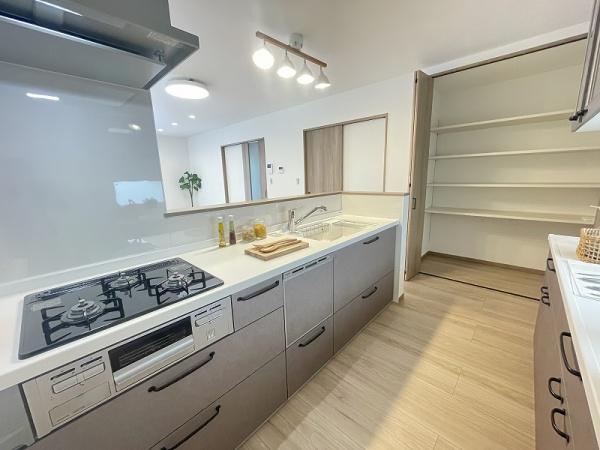 八尾市沼１丁目の新築一戸建