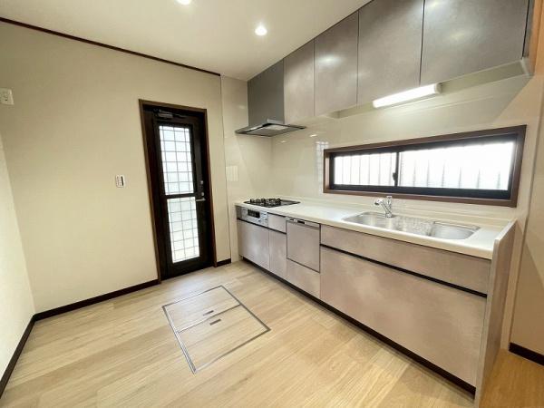 八尾市久宝園２丁目の中古一戸建