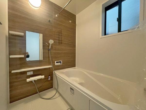 八尾市南本町９丁目の新築一戸建