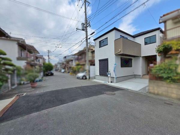 八尾市南本町９丁目の新築一戸建