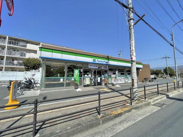 八尾市堤町３丁目の土地(ファミリーマート八尾緑ヶ丘一丁目店)