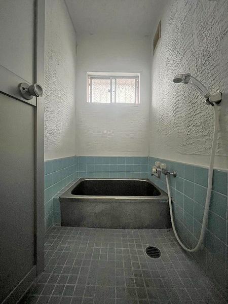 八尾市明美町２丁目の中古一戸建