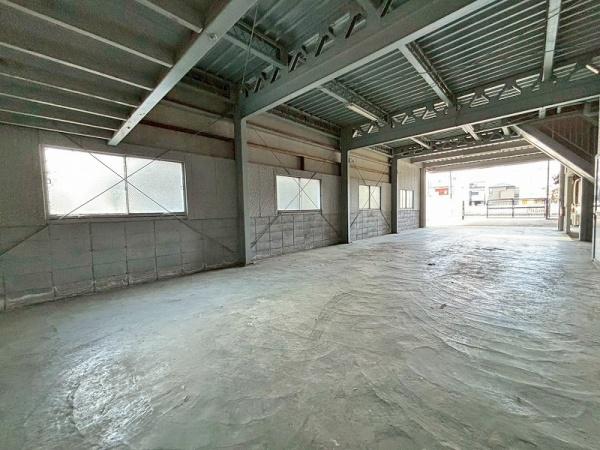 八尾市中田４丁目の中古一戸建