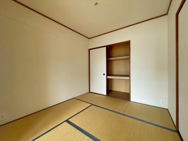 エクセラート八尾