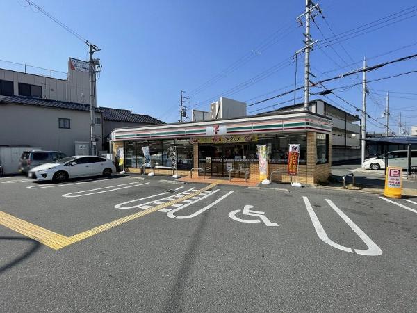 八尾市楠根町２丁目の中古一戸建て(セブンイレブン八尾萱振町３丁目店)
