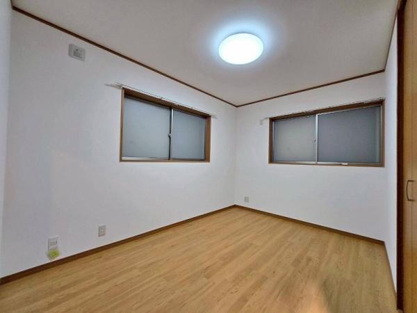 八尾市小畑町１丁目の中古一戸建て