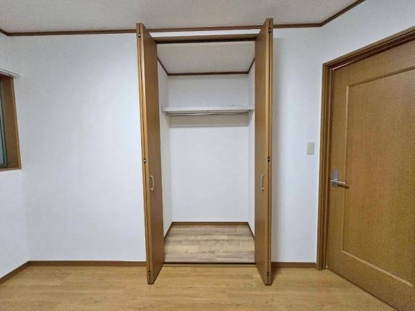 八尾市小畑町１丁目の中古一戸建て