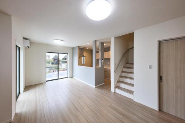 八尾市老原４丁目の新築一戸建