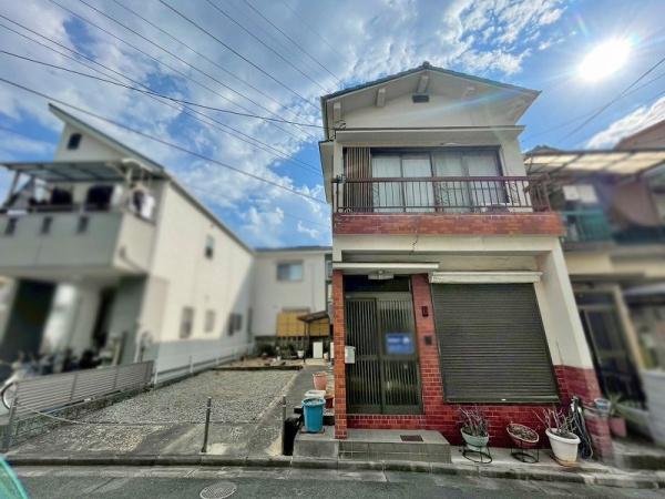 八尾市曙町３丁目の土地