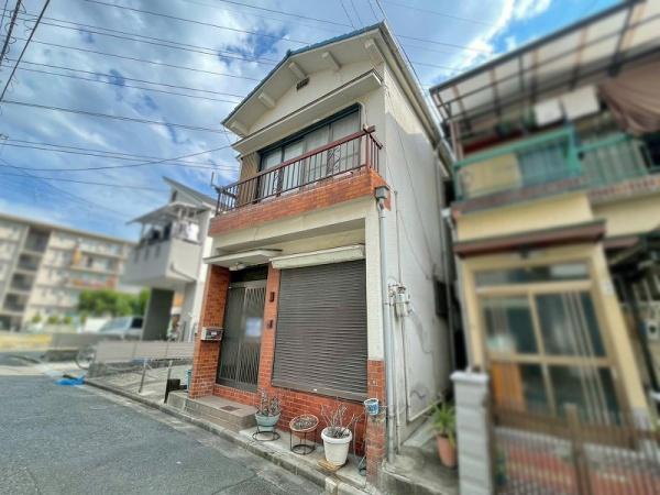 八尾市曙町３丁目の土地